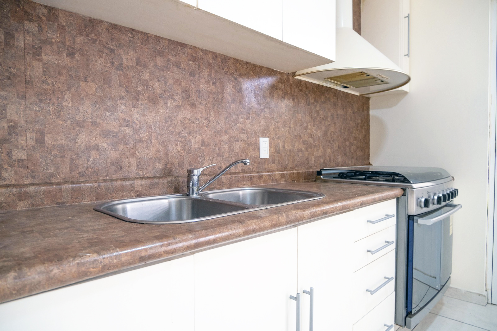 Casa en venta en Real del Valle cerca de Plaza Galerías Mazatlán